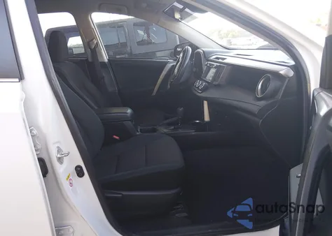 2018 Toyota Rav4 Le z USA, uszkodzony, nr VIN JTMZFREV0JJ731506